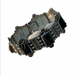 Vintage 1960s Sterling  black onyx Aztec bangle bracelet Mexico